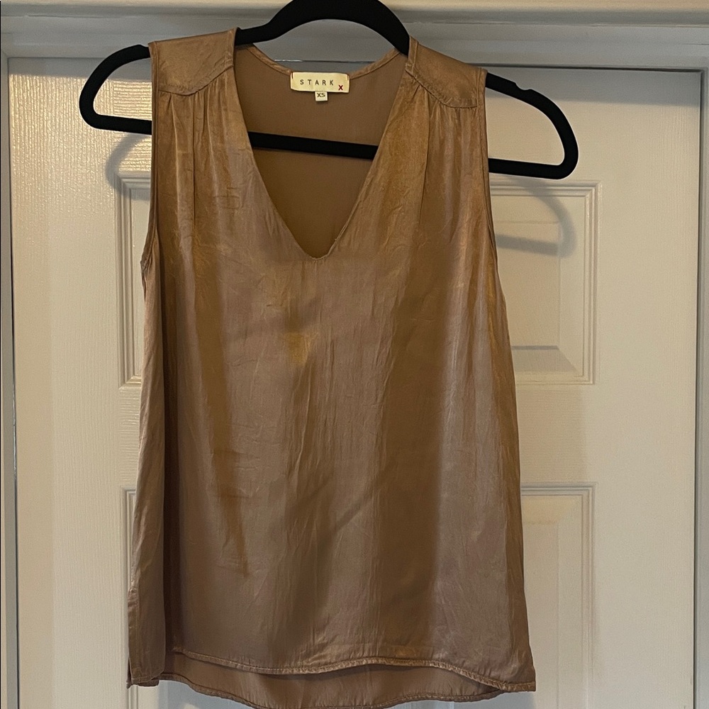 Stark Gold Top